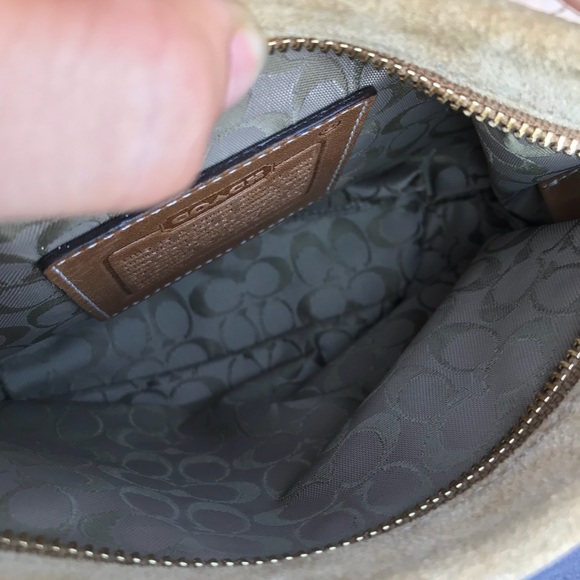 Authentic Coach suede mini handbag - Picture 6 of 8